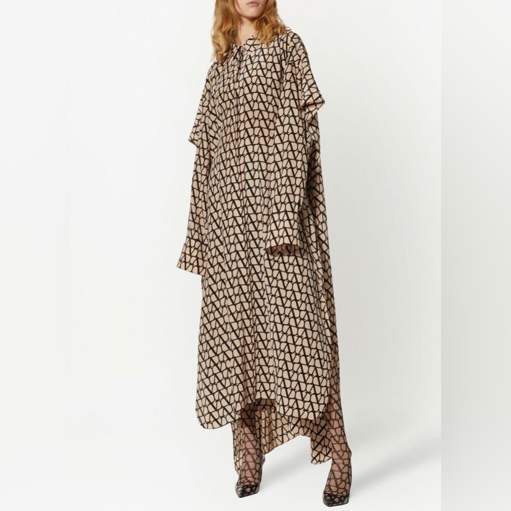Valentino Iconographe maxi shirt dress with cape NWT - Picture 7 of 12
